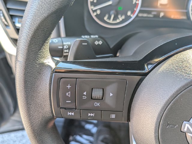 Used 2023 Nissan Rogue SV AWD/4WD image 21