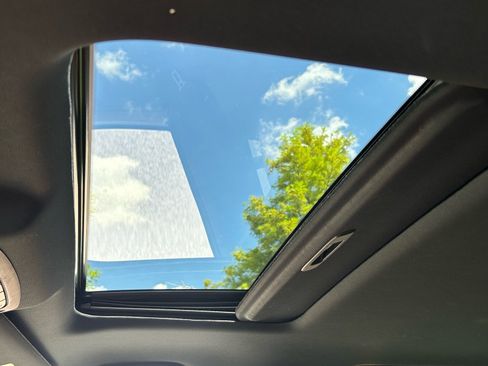 Used 2022 INFINITI QX80 Sensory w/ Cargo Package RWD image 18