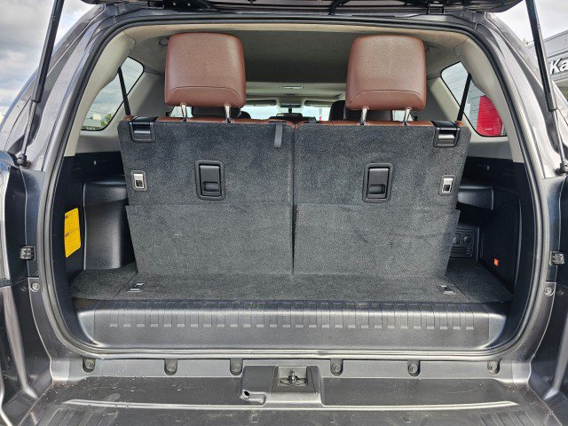 Used 2019 Toyota 4Runner Limited AWD/4WD image 17