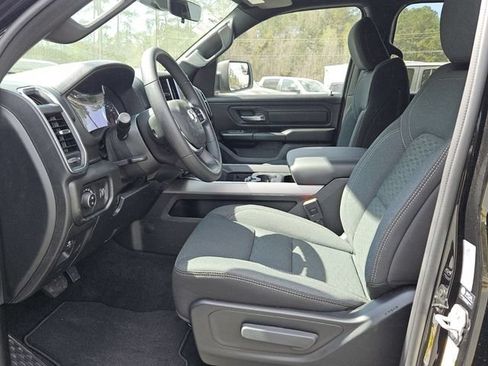 New 2026 RAM 1500 Express AWD/4WD image 10