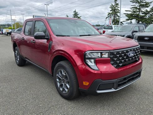 New 2026 Ford Maverick XLT w/ Equipment Group 301A AWD/4WD image 3