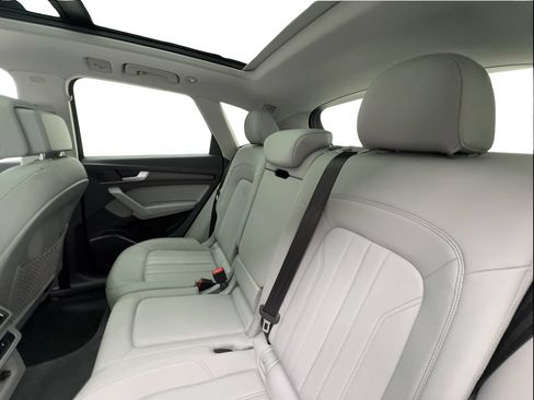 Used 2022 Audi Q5 2.0T Premium w/ Convenience Package AWD/4WD image 25
