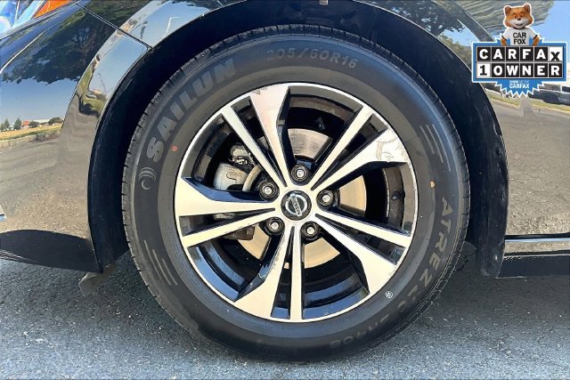 Used 2023 Nissan Sentra SV FWD image 9
