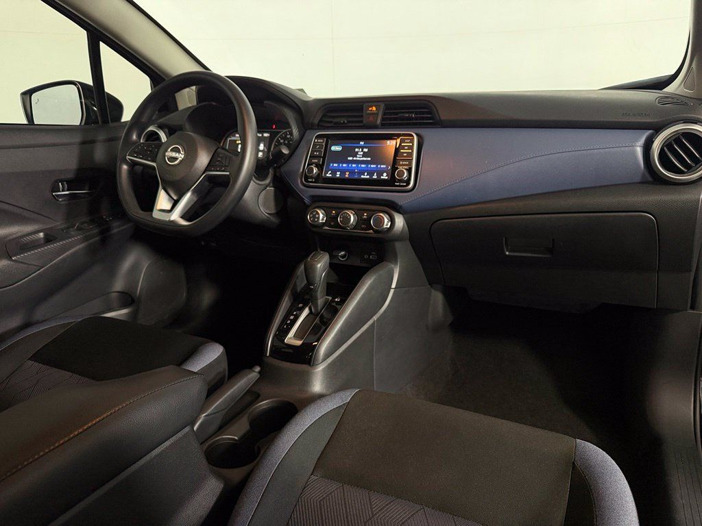 Used 2025 Nissan Versa SV FWD image 16