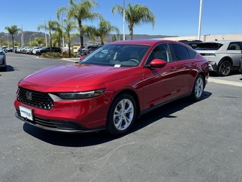 Used 2023 Honda Accord LX image 5