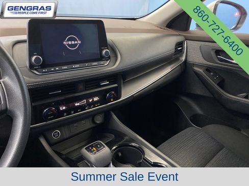 Used 2023 Nissan Rogue SV AWD/4WD image 15