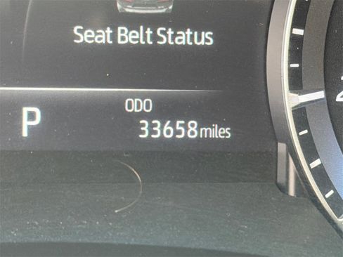 Used 2021 Toyota Highlander Limited image 28