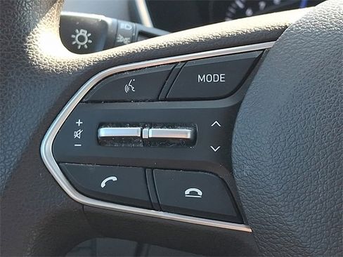 Used 2020 Hyundai Santa Fe SEL image 16