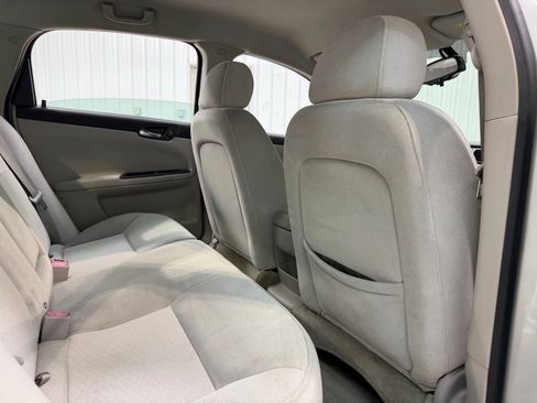 Used 2007 Chevrolet Impala LT image 17