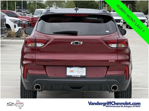 Used 2023 Chevrolet TrailBlazer RS w/ Convenience Package FWD image 5