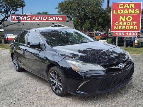 Used 2017 Toyota Camry XSE image 1