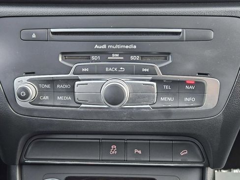 Used 2018 Audi Q3 2.0T Premium image 33