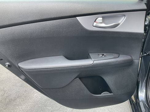 Used 2024 Kia Forte LXS FWD image 31