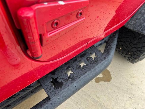 Used 2014 Jeep Wrangler Unlimited Sport w/ Connectivity Group image 84