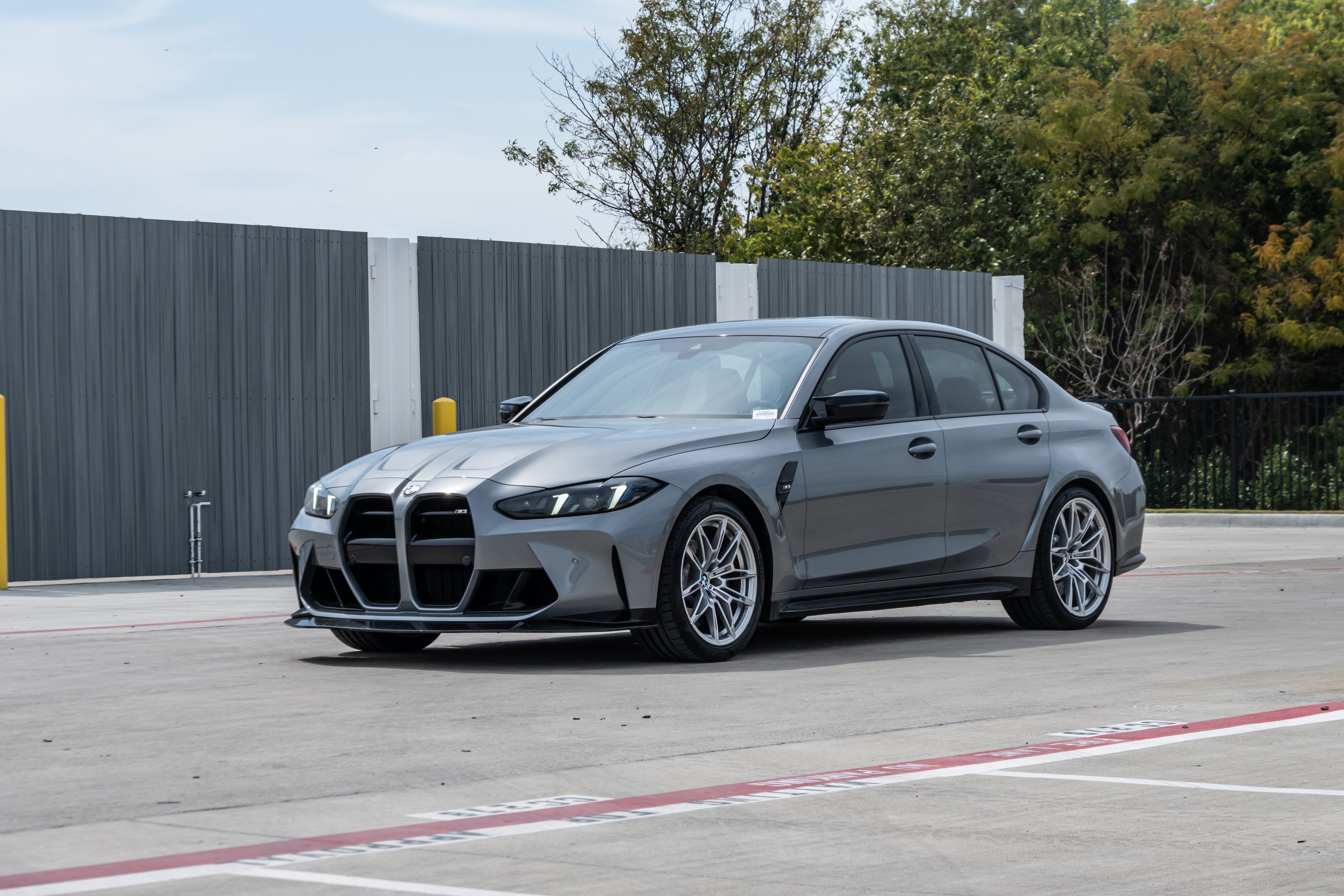 Used 2025 BMW M3 w/ Executive Package RWD image 5