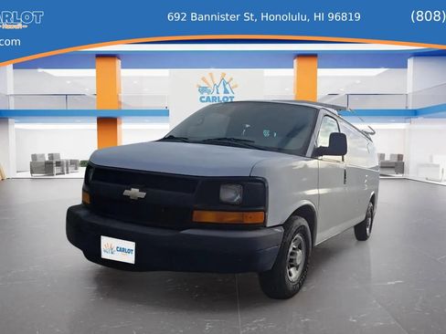 Used 2012 Chevrolet Express 2500 image 11