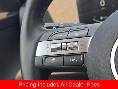 Certified 2025 Hyundai Kona SEL AWD/4WD image 22