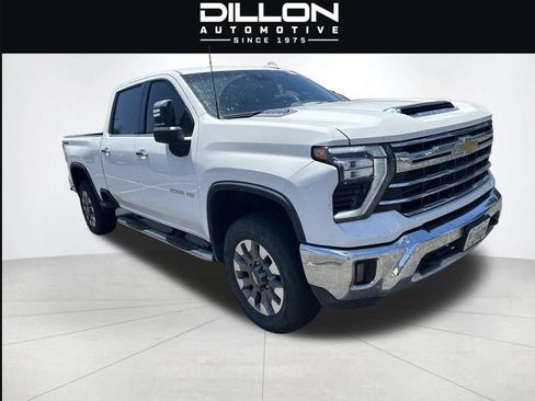 Used 2024 Chevrolet Silverado 2500 LTZ AWD/4WD image 10