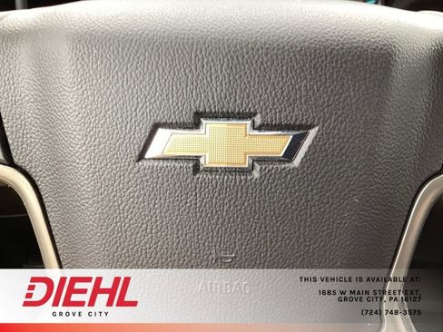 Used 2018 Chevrolet Silverado 1500 High Country image 31