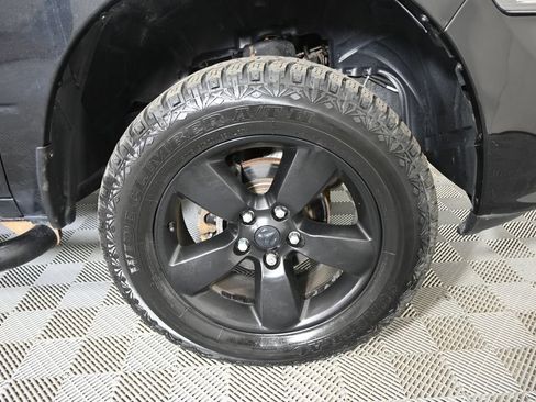 Used 2019 RAM 1500 Express w/ Wheel & Sound Group AWD/4WD image 11