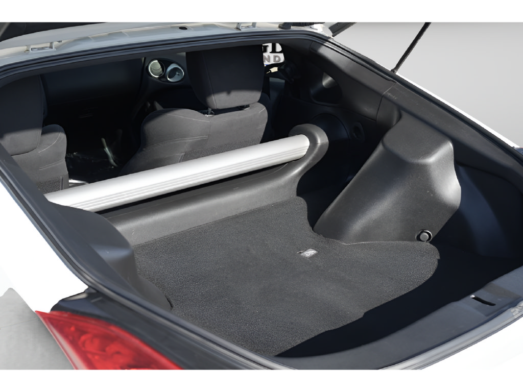 Used 2017 Nissan 370Z NISMO RWD image 11