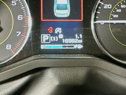 Used 2023 Subaru Crosstrek 2.5i Sport image 19