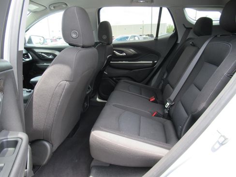 Used 2022 GMC Terrain SLE w/ Driver Convenience Package FWD image 32