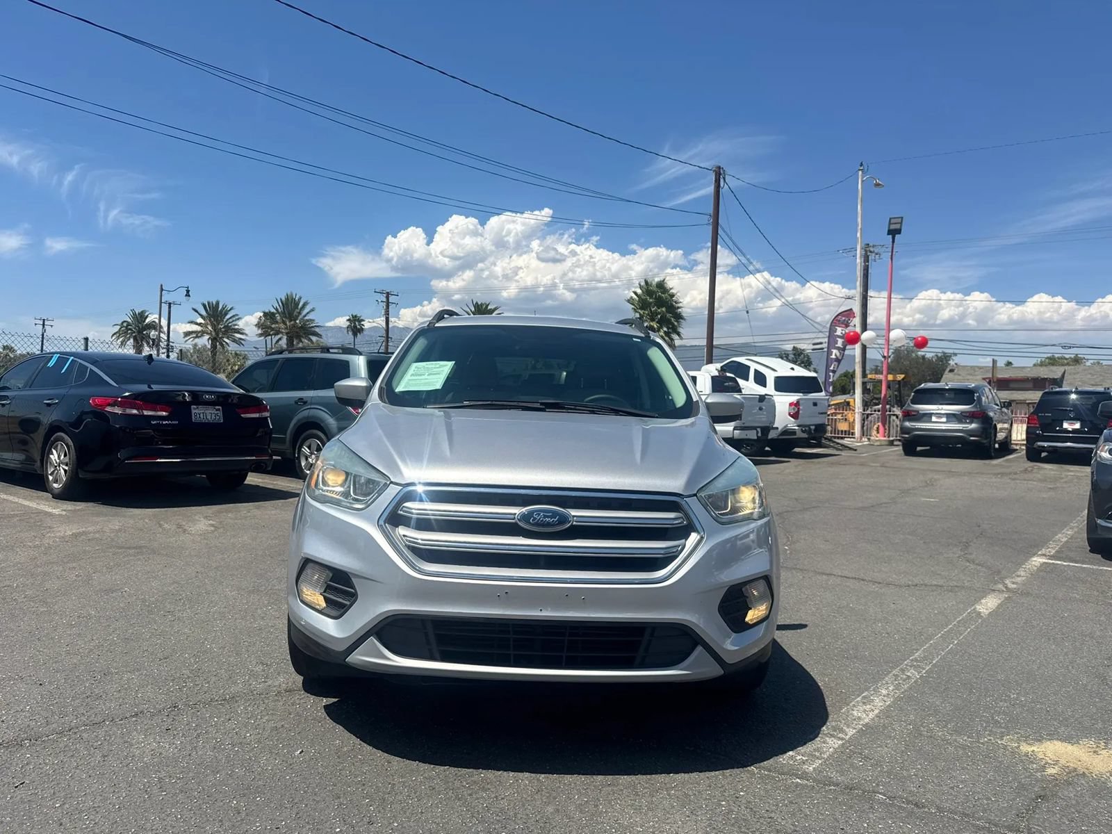 Used 2017 Ford Escape SE w/ Equipment Group 201A FWD image 12