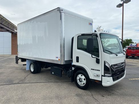 New 2025 Isuzu NPR HD RWD image 1