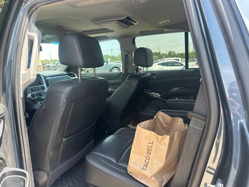 Used 2019 GMC Yukon SLT w/ Premium Edition RWD image 9