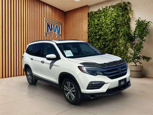 Used 2018 Honda Pilot Elite image 1