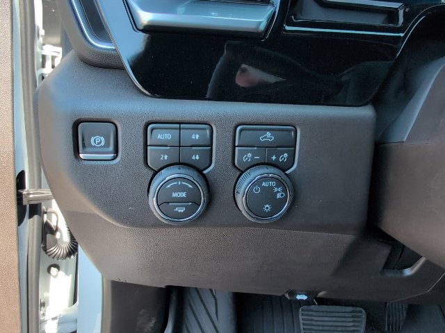 Certified 2026 Chevrolet Silverado 1500 LT AWD/4WD image 16