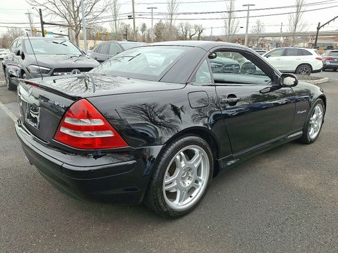 Used 2003 Mercedes-Benz SLK 32 AMG image 6