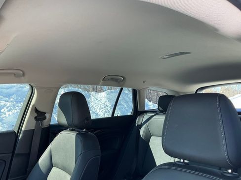 Used 2018 Buick Regal Essence w/ Driver Confidence Package #1 image 15