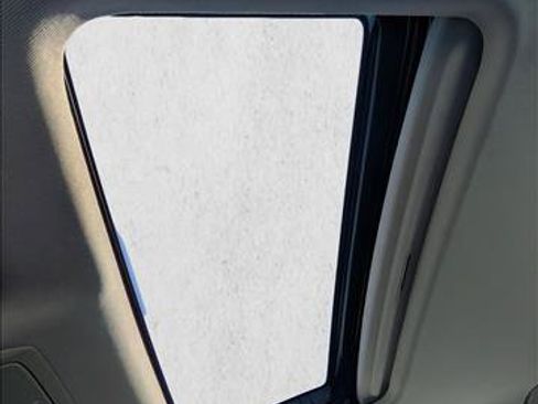 Used 2021 Honda Accord Touring image 15