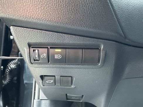 Certified 2025 Toyota Corolla Cross XLE w/ Convenience Package image 29