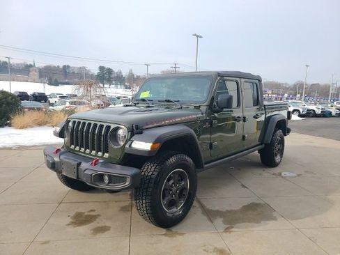 Used 2021 Jeep Gladiator Rubicon w/ Cold Weather Group image 3