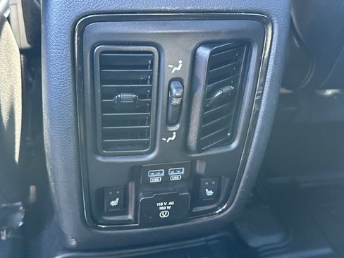 Used 2019 Jeep Grand Cherokee High Altitude image 23