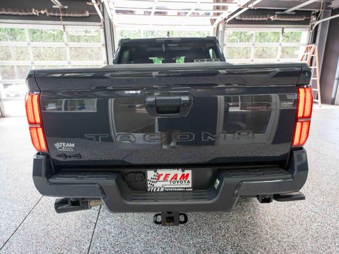 Used 2024 Toyota Tacoma TRD Off-Road AWD/4WD image 3