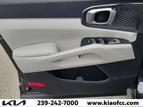 New 2026 Kia Sorento S FWD image 32