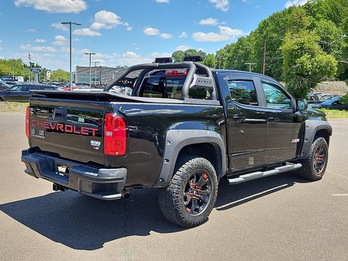 Used 2022 Chevrolet Colorado Z71 w/ Z71 Midnight Edition AWD/4WD image 6
