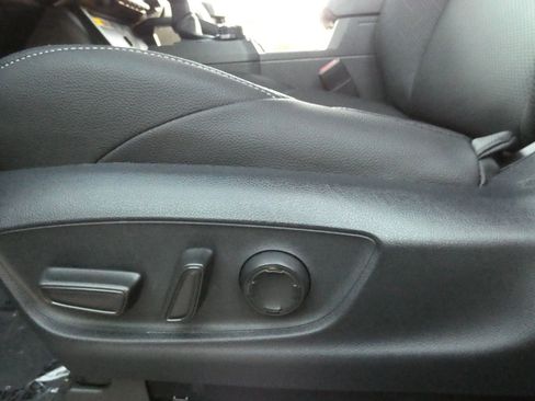 Used 2025 Toyota Tacoma TRD Off-Road w/ TRD Off Road Upgrade Package image 51