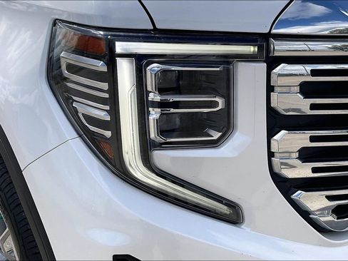 Used 2022 GMC Sierra 1500 Denali w/ Denali Reserve Package AWD/4WD image 33