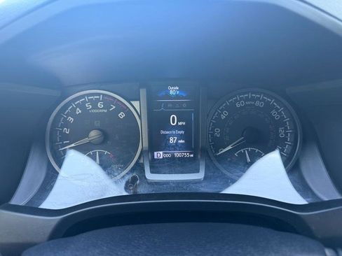 Used 2021 Toyota Tacoma TRD Off-Road image 28