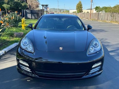 Used 2010 Porsche Panamera 4S image 7