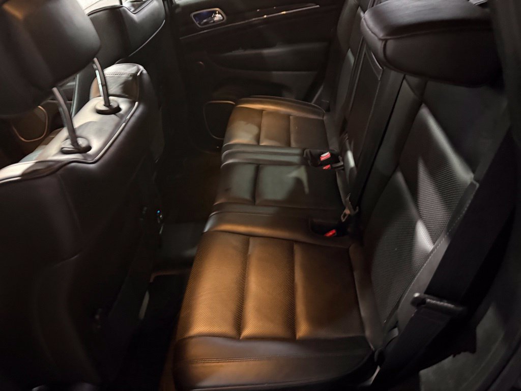 Used 2018 Jeep Grand Cherokee Overland AWD/4WD image 31