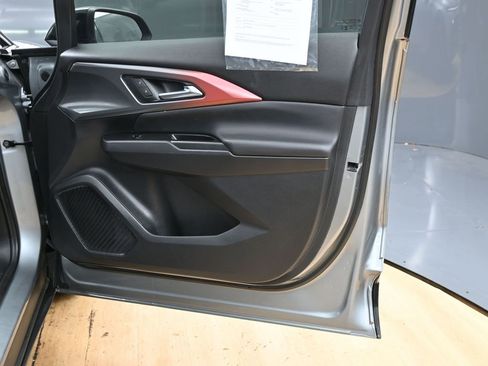 Used 2024 Chevrolet Equinox EV RS image 37