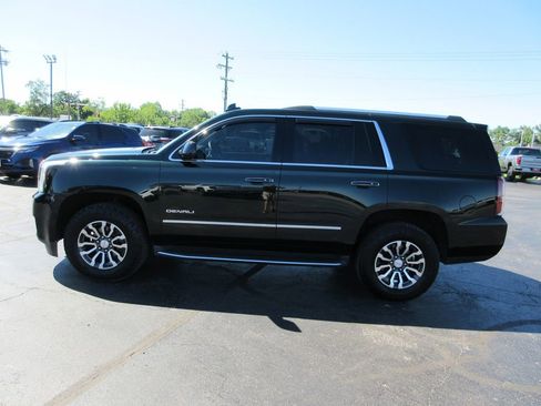 Used 2016 GMC Yukon Denali AWD/4WD image 9