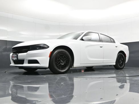 Used 2022 Dodge Charger SXT RWD image 47