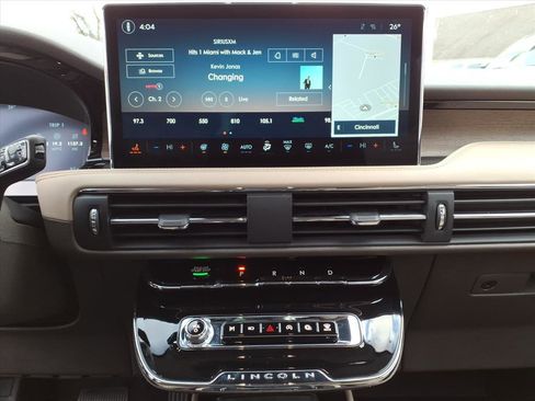 Used 2024 Lincoln Corsair Reserve w/ Equipment Group 201A image 20